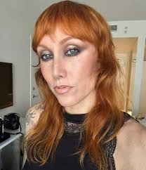 13 Best Pressed Powders, Tested by Beauty Experts