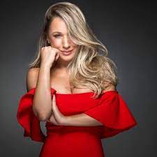 James and ed sheeran go for a drive in los angeles singing songs off ed's new album, and james challenges ed to fit as many maltesers in his mouth after hear. Sapir Saban ×¡×¤×™×¨ ×¡×'×Ÿ Facebook