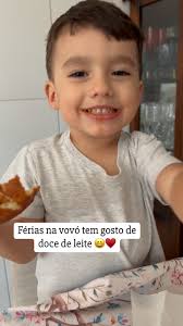 Férias na casa da vovó têm gosto de sonho… literalmente!🥰, Mãos lambuzadas  e aquelas comidinhas que vão levar pra sempre na memória 🧡, 👉 E se você  também quer férias diferenciada aí na sua casa, dá ...