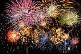 Entre y conozca nuestras increíbles ofertas y promociones. Valencia Disparara 15 Castillos De Fuegos Artificiales Simultaneos Para Reactivar La Pirotecnia Valencia Teatros
