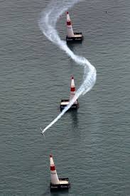 25 Breathtaking Photos Of The World S Strangest Sports Air Race Aerobatics Air Show