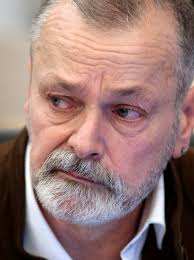 Jensen hadde våpen ved senga: