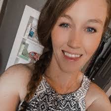 Carla Surratt's Instagram, Twitter & Facebook