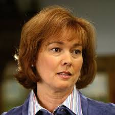 Regina Yeager's Instagram, Twitter & Facebook