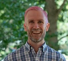 Bradley Holliday's Instagram, Twitter & Facebook