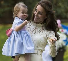Juni kam lilibet diana, das zweite kind. Prinzessin Charlotte Ihr Leben In Bildern Prinzessin Charlotte Prinzessin Herzogin Kate