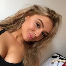 Ellen Willard's Instagram, Twitter & Facebook