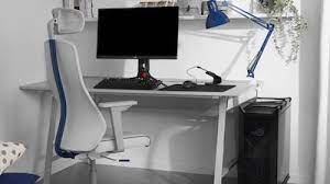 Großer eckschreibtisch mit rollcontainer, pc ablage und arbeitsunterlage. Computertische Stehpulte Fur Dein Buro Ikea Deutschland