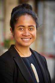 Congratulations to our very own Lagi Tuimavave who recently started as a  solicitor with Wellington Family Law 💫 Lagi served as the Pasifika Law  Students' Co-ordinator at Victoria University's Faculty of Law.