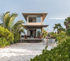 Une Maison De Plage Design En Beton Et Verre Planete Deco A Homes World Maison De Plage Petite Maison Architecture