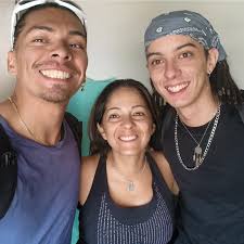 GRACIAS 2024 . . . . Nuevas y bonitas experiencias Me convertí en XXX (30  en romanos) Me quitaron los Brackets (después de 3 años) Fui Míchael  Jackson muchas veces... Hee Hee