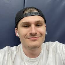 Sam Hirsch's Instagram, Twitter & Facebook