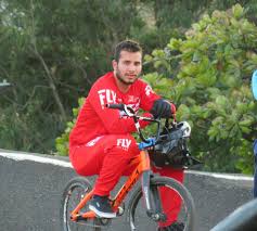 Was released and helped popularise bmx racing mostly due to the famous final chase scene. Aicardo Torres G Na Twitteru A Esta Hora En Las Rutas Med Bog Francfort Zolder Se Desplaza El Piloto Carlos Ramirez Yepes Teamgwshimano Para Participar De Series 3 Y 4 De La Copa Europa Bmx