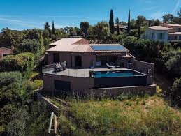 12 Hybrid Solar Panels To Heat A Swimming Pool In The Var Video