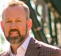 Tracie Summers's Instagram, Twitter & Facebook