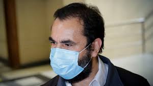 Recent phylogenetic studies provide evidence that the group of species considered under pennisetum, cenchrus, and odontelytrum have a common origin and, therefore, their unification and transfer to the genus cenchrus has been proposed. Meronqotmr7exm