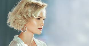 The Mob Bob: Summer's Hottest Haircut Is Short and Sassy