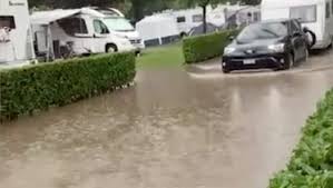 Besonders betroffen war die gegend um lugano. Tessin Campingplatz In Tenero Wegen Unwetter Uberflutet Blick