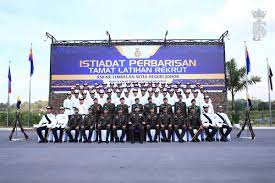 Final project, final semester, final everything, alhamdulillah. Hrh Crown Prince Of Johor Auf Twitter Askar Timbalan Setia Negeri Johor Telah Ditubuhkan 134 Tahun Yang Lalu Dan Pada Hari Ini Seramai 51 Orang Anak Melayu Johor Telah Menamatkan Latihan Rekrut