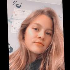 Olivia Elwell (@oliviaaelwell)