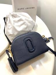 Marc by marc jacobs m0009474 shutter camera shoulder/crossbody bag in light bluetop rated seller. Marc Jacobs Shutter Half Moon Crossbody Bag Luxury Bags Wallets Handbags On Carousell
