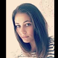 Lois Linden's Instagram, Twitter & Facebook