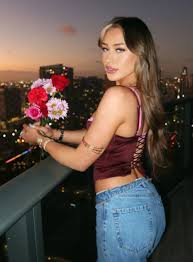 Check out McKinley Richardson (@mckinleyrichardson) on Linkme