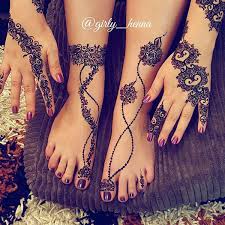 Set of henna floral elements based on traditional asian ornaments. 12 Beautiful Intricate Henna Tattoo Patters Design Swan