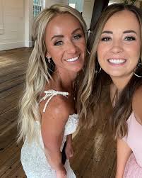 Happy Birthday to my bestie!! The one who has been there through all stages  of my life, th done who I have hardly any pictures with, the one who has  been there