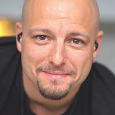 Meet Gorby the hippo, a most talented artist and fierce friend. He  encourages his friends to embrace their creative side!