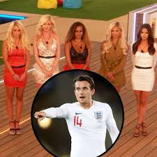 Get the latest on the english defender. Leicester City Defender Ben Chilwell S Ex Girlfriend Joanna Chimonides To Join Love Island Leicestershire Live