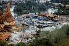 Big Thunder Mountain Break Down Pics Disney Imagineering Disneyland World Disneyland California Adventure