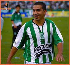 Legión 11 - ATRACARON A ARISTIZABAL 🤯 El día de ayer mientras deambulaba  por las calles de la vereda San José en Sabaneta, el histórico futbolista  colombiano Víctor Hugo Aristizabal fue víctima