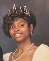 I guess I won't get any messages because I'm not naked right 💔😒