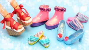 5 Diy Barbie Ayakkabi Yapimi Minyatur Oyuncak Bebek Ayakkabilari Kendin Yap 5 Dakikada Hallet Youtube 2020 Barbie Barbie Bebekler Oyuncak