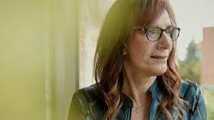 Ukrainian Paratroops Cornered A 'War Criminal' Russian Marine Brigade