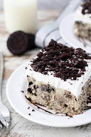 This Oreo Poke Cake Is Easy To Make Absolutely Delicious Recipe Oreo Recipes Sour Cream Cake Oreo Cake Recipes