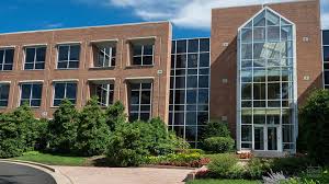 Die pfingsten) ist ein christliches fest, an dem die gläubigen die sendung des geistes gottes zu den jüngern jesu und seine bleibende gegenwart in der kirche feiern. Office For Lease Illinois United States Colliers