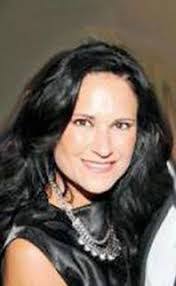 Amanda Steyn's Instagram, Twitter & Facebook