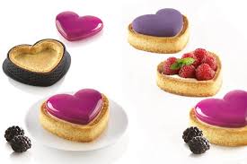 Este es un pequeño recopilatorio de moldes ideales para utilizar con motivo de san valentín o para la fecha en que a uno se le antoje que la tarta, los bombones o las hamburguesas tengan forma de corazón. Kit Mini Tarta Petit Amour Molde Para Pastelitos Perfectos En San Valentin Gastronomia Cia