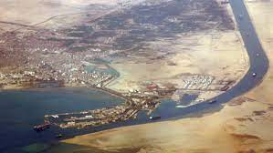 Maritime expert sal mercogliano says the suez canal is continually being dredged anyway to keep it passable. Suezkanalzone Das Ende Der Britischen Besetzung Archiv