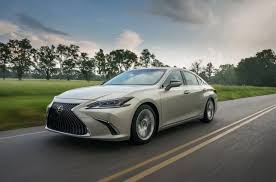 لكزس Es 2019 الجديدة كليا تكشف أسعارها رسميا Lexus Es Lexus Sedan Lexus Cars