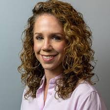 Amy Siegel's Instagram, Twitter & Facebook