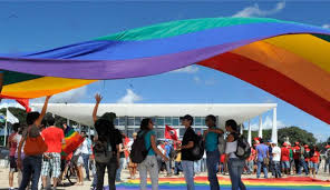 Apologia ao ódio é crime. E Crime Homofobia E Transfobia Podem Dar Ate 5 Anos De Prisao