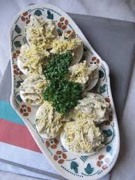 La Cuisine D Ici Et D Isca Oeufs Mimosa Au Maquereau Oeuf Mimosa Maquereau Mimosa
