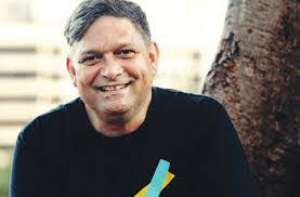 Richard Hedger's Instagram, Twitter & Facebook