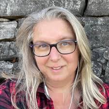 Ben Leighton's Instagram, Twitter & Facebook