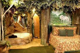 Enchanted Forest Bedroom From Http Www Blackswaninn Com Enchanted Forest Suite Htm Forest Bedroom Enchanted Forest Bedroom Forest Theme Bedrooms