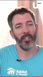 What happens when you let Justin Bobby from The Hills cut your hair? Us  Weekly editor Rachel McRady decided to find out: http://usm.ag/1zWUsv6