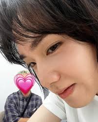 還有沒有愛MV在YouTube 可以看ㄌ(⁎⁍̴̛ᴗ⁍̴̛⁎) 要在下面刷一排什麼就不用多說ㄌㄅ！！！ 《還有沒有愛》 詞曲：持修